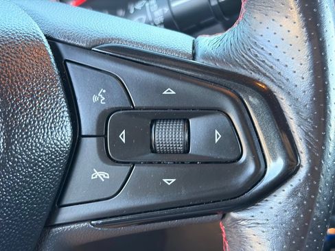 Used 2021 Chevrolet TrailBlazer RS w/ Sun and Liftgate Package AWD/4WD image 26