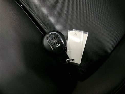 Used 2024 MINI Cooper SE FWD image 13
