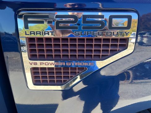 Used 2008 Ford F250 Lariat image 12