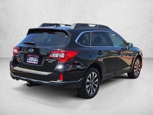 Used 2017 Subaru Outback 3.6R Limited AWD/4WD image 5