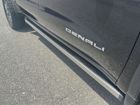 Used 2023 GMC Sierra 1500 Denali Ultimate image 5