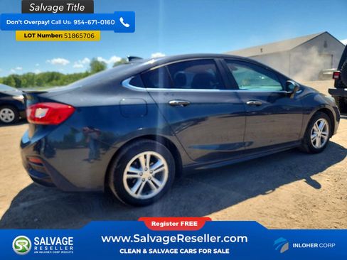 Used 2017 Chevrolet Cruze LT w/ Convenience Package FWD image 4