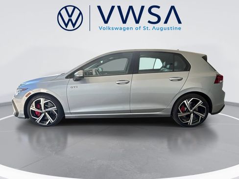 Certified 2025 Volkswagen GTI SE FWD image 4
