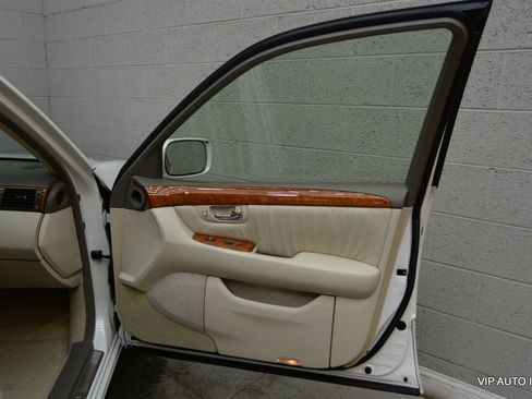 Used 2001 Lexus LS 430 RWD image 46
