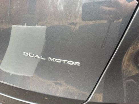 Used 2021 Tesla Model Y Long Range image 7