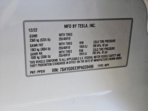 Used 2023 Tesla Model Y Long Range image 25