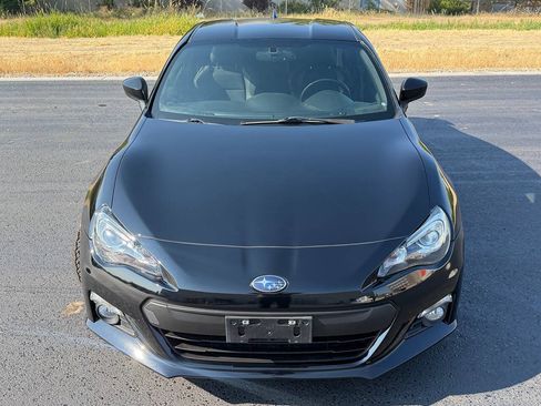 Used 2016 Subaru BRZ Limited w/ Popular Package #4 RWD image 3