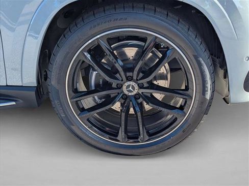 New 2026 Mercedes-Benz GLS 450 4MATIC image 9