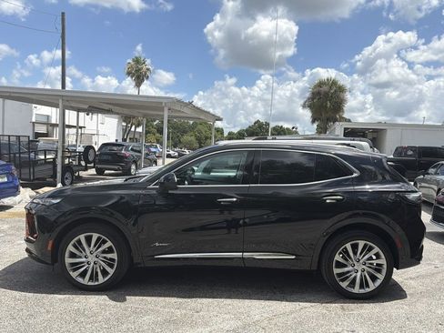 Used 2025 Buick Envision Avenir AWD/4WD image 7