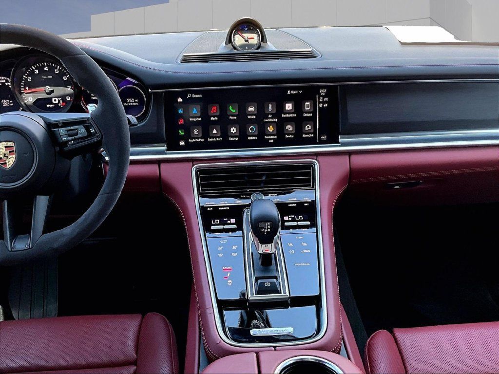 Certified 2023 Porsche Panamera 4 Platinum Edition AWD/4WD image 16