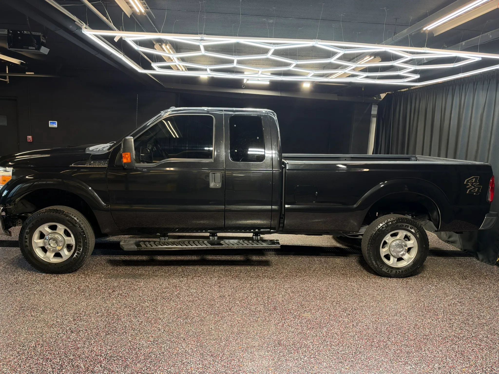 Used 2014 Ford F250 XLT AWD/4WD image 4