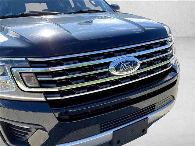 Used 2018 Ford Expedition XLT w/ Equipment Group 202A RWD image 27