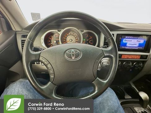 Used 2005 Toyota 4Runner Sport AWD/4WD image 11