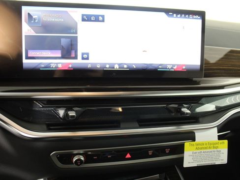 New 2026 BMW X5 xDrive40i w/ Premium Package image 18