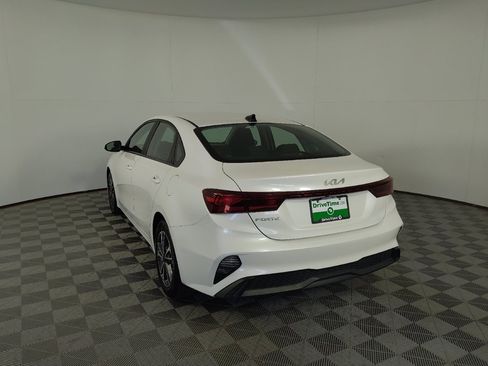 Used 2024 Kia Forte LXS FWD image 5