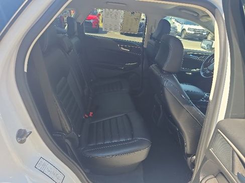 Used 2024 Ford Edge SEL AWD/4WD image 42