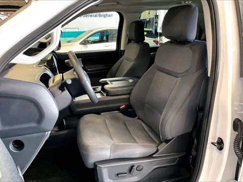 Used 2025 Ford Expedition Max Active image 10