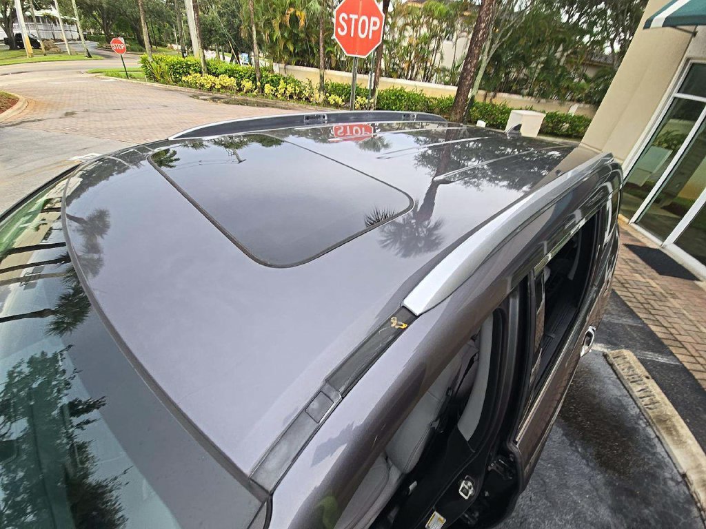 Used 2019 Honda Pilot Touring image 8