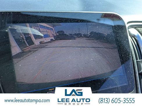 Used 2019 Chevrolet Malibu LT FWD image 18