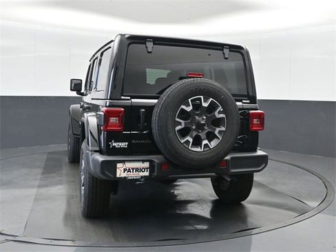New 2025 Jeep Wrangler Sahara image 6
