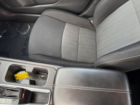 Used 2021 Nissan Sentra SV image 14