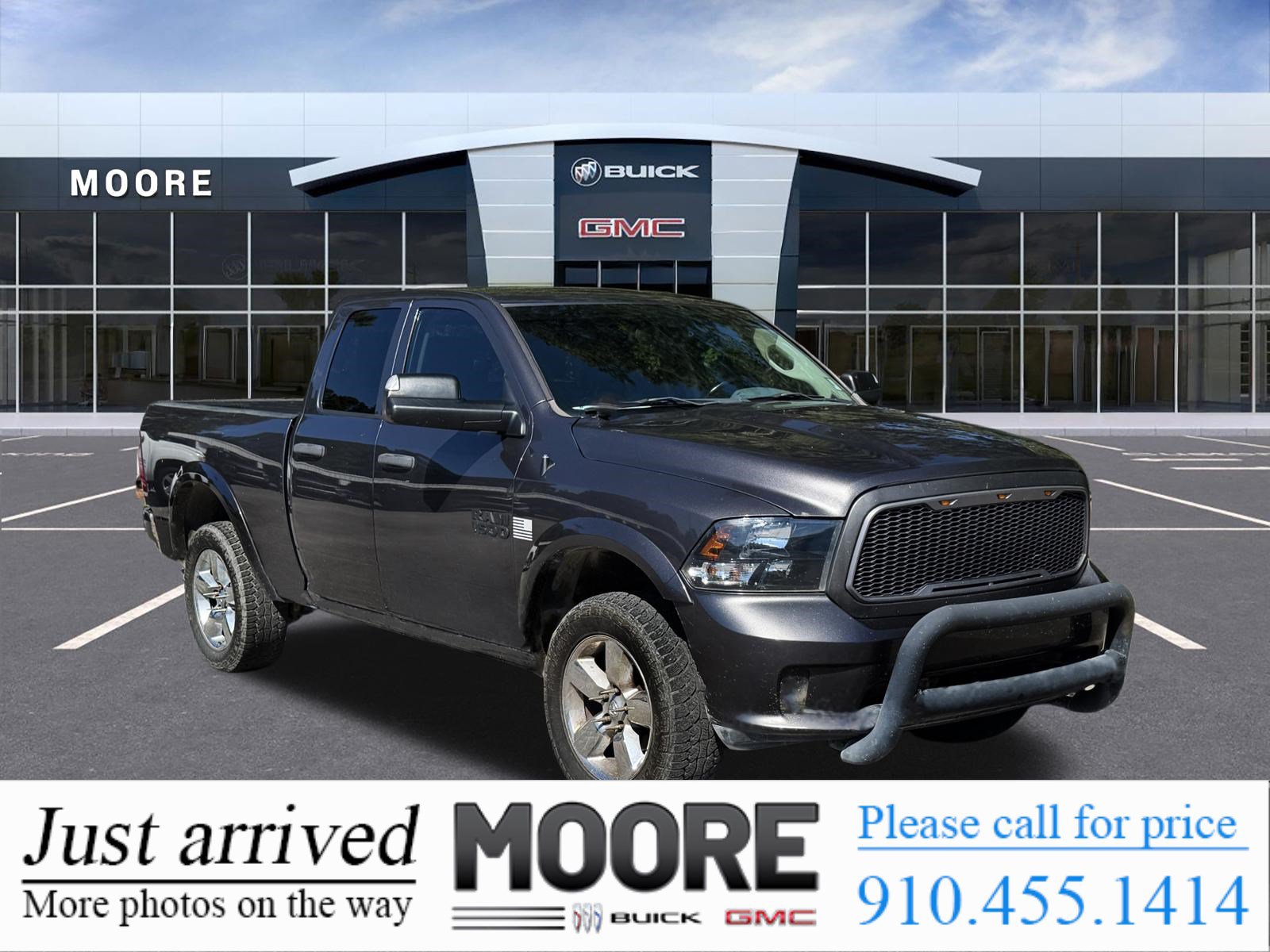 Used 2018 RAM 1500 Express w/ Express Value Package AWD/4WD image 1