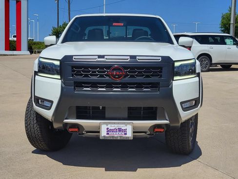 New 2026 Nissan Frontier PRO-4X w/ Pro Premium Package AWD/4WD image 2