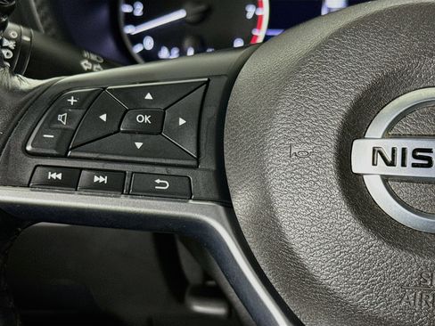 Used 2020 Nissan Sentra SV w/ Trunk Package FWD image 11