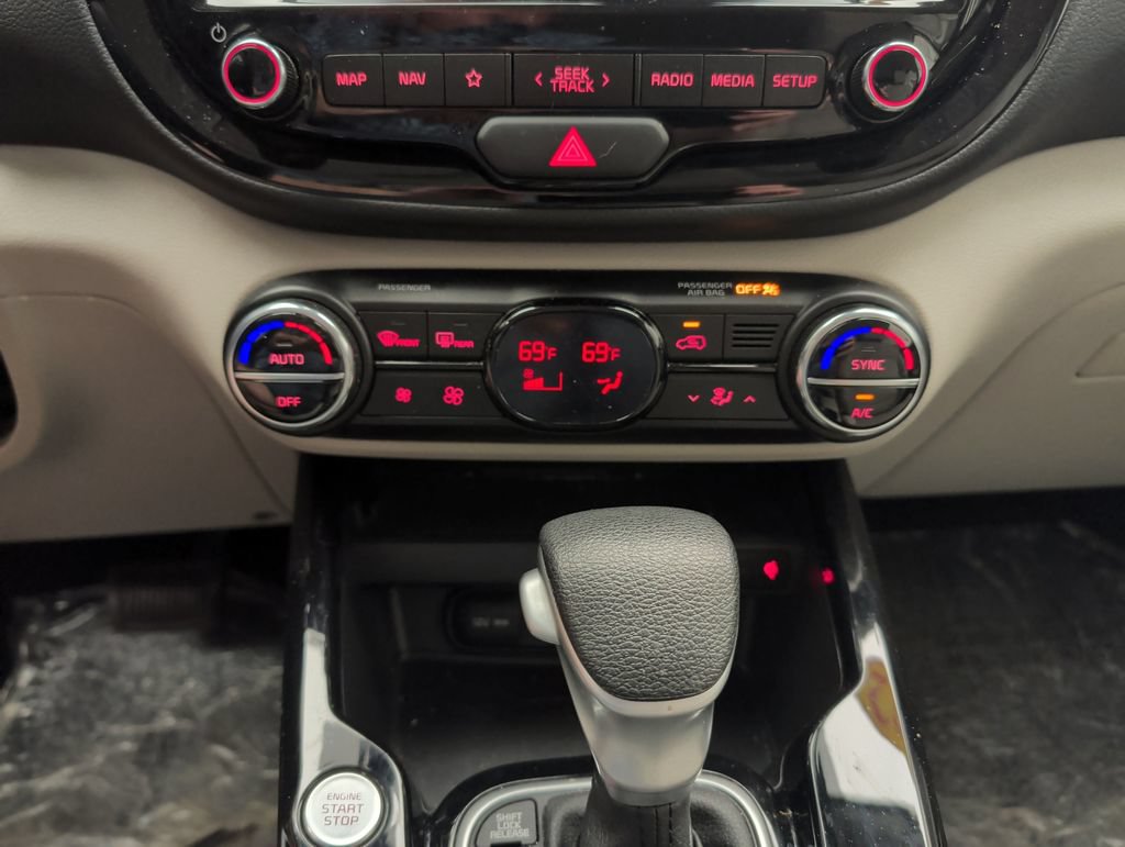 Used 2022 Kia Soul S FWD image 21