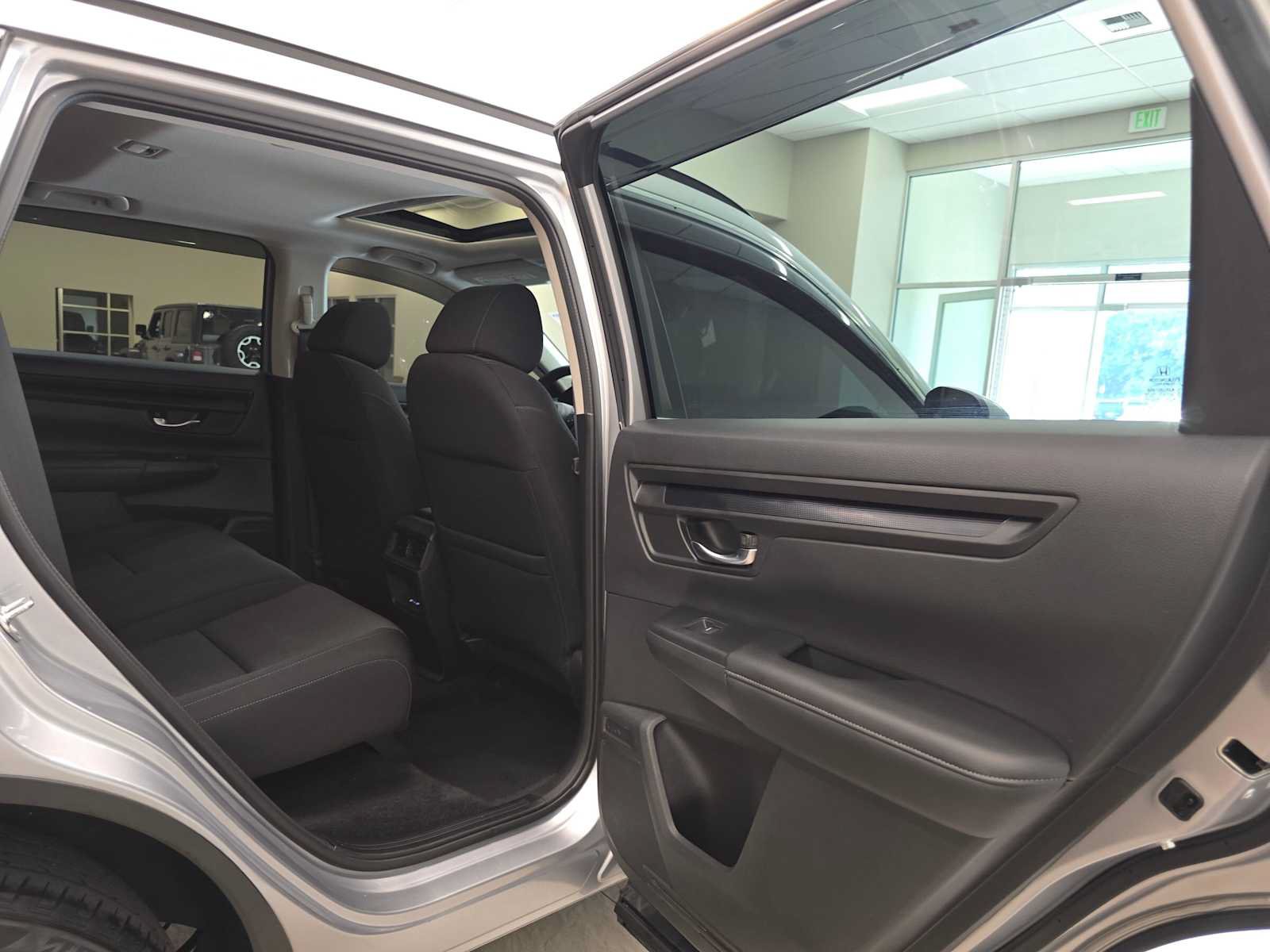Used 2024 Honda CR-V EX image 28