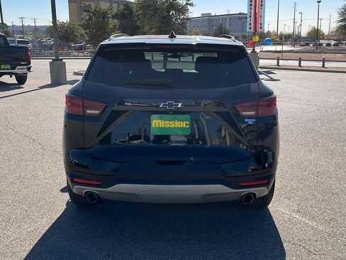 Certified 2024 Chevrolet Blazer LT w/ Midnight/Sport Edition image 7