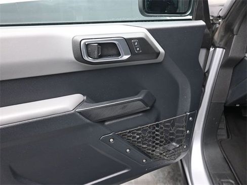 Used 2022 Ford Bronco Big Bend image 11