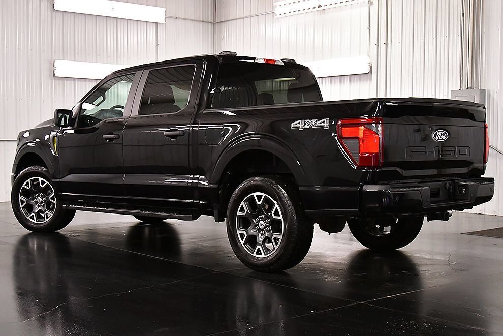 Used 2024 Ford F150 STX AWD/4WD image 5