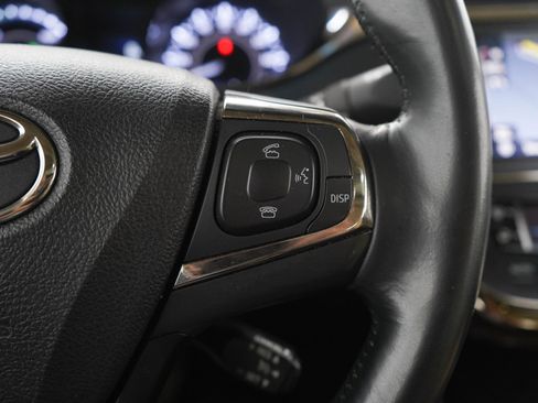 Used 2014 Toyota Avalon Limited FWD image 24