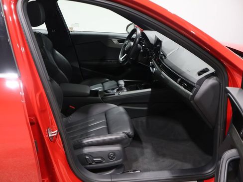 Used 2024 Audi A4 2.0T Premium Plus image 23