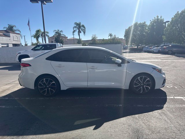 Used 2022 Toyota Corolla SE w/ Carpet Mat Package (TMS) FWD image 4