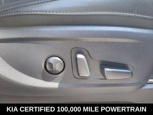 Certified 2025 Kia Telluride SX w/ SX Captain's Chair Package AWD/4WD image 30
