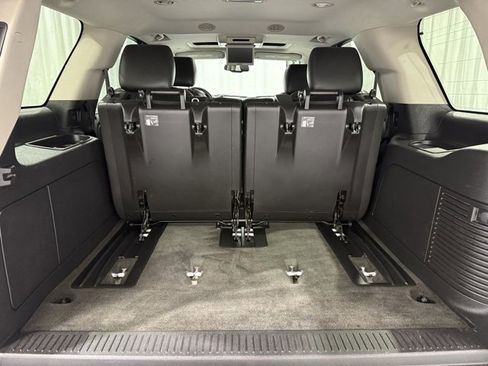 Used 2013 Chevrolet Tahoe LT image 16