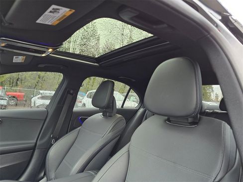 Used 2025 Mercedes-Benz C 300 4MATIC Sedan image 23