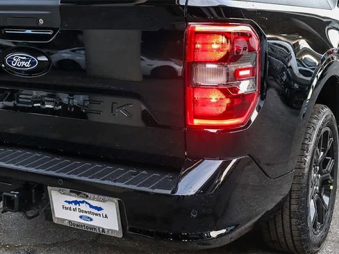 New 2026 Ford Maverick Lobo image 9