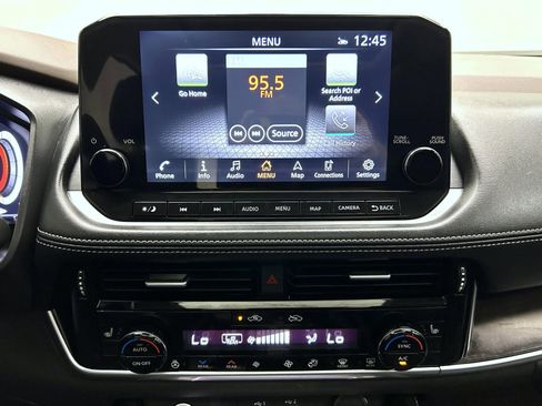 Used 2023 Nissan Rogue Platinum w/ Platinum Premium Package image 13