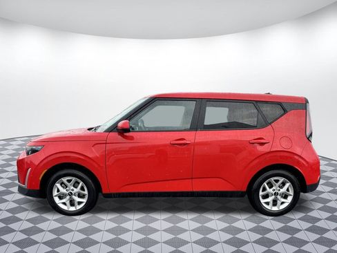 Used 2024 Kia Soul LX w/ Option Group 015 image 4