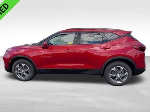 Certified 2024 Chevrolet Blazer LT w/ Convenience Package FWD image 7