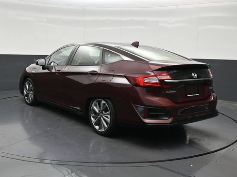 Used 2018 Honda Clarity Plug-In Hybrid image 3