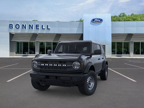 New 2025 Ford Bronco 4-Door image 2
