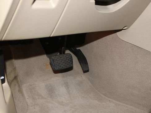 Used 2012 Buick LaCrosse Touring image 9