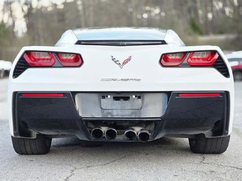 Used 2015 Chevrolet Corvette Stingray Coupe image 9