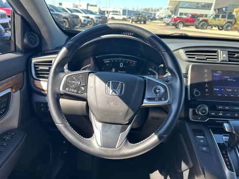 Used 2018 Honda CR-V Touring image 10