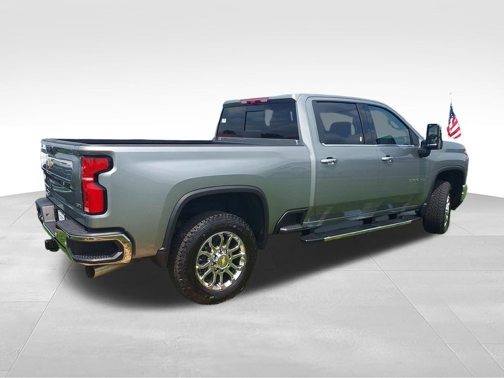 New 2026 Chevrolet Silverado 3500 LTZ w/ LTZ Premium Package AWD/4WD image 5