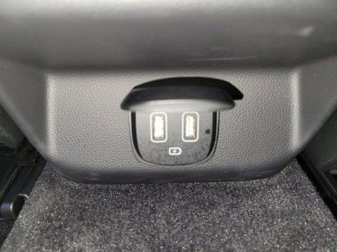 Used 2023 Genesis GV70 2.5T Select w/ Select Package image 13